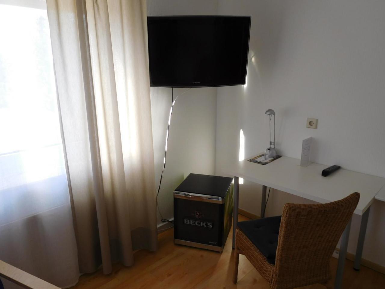 Arkadia Hotel ブルクヴェーデル エクステリア 写真